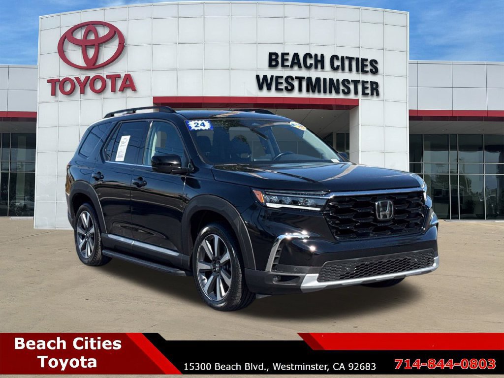 Used 2024 Honda Pilot Touring image 2