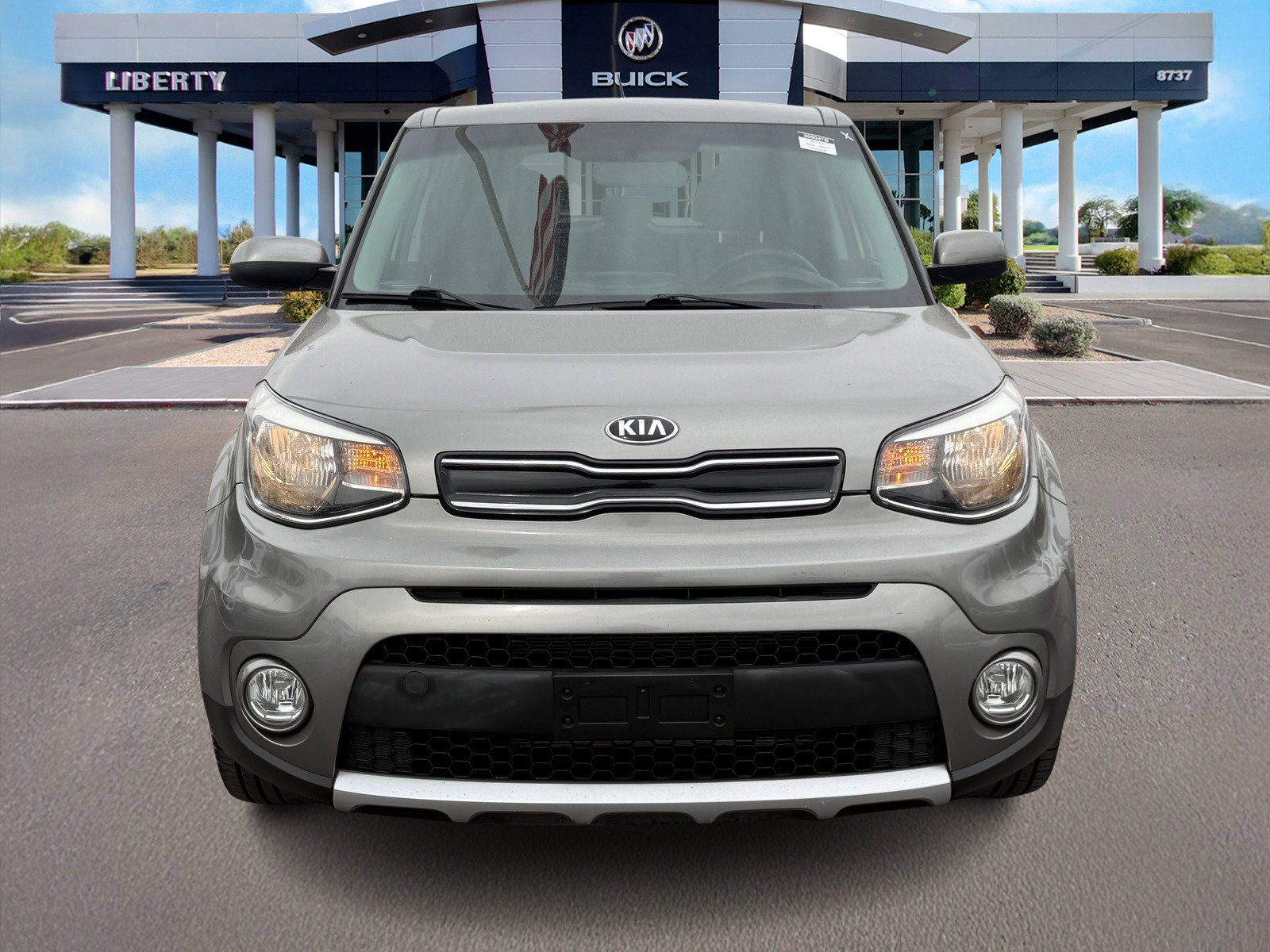 Used 2017 Kia Soul + FWD image 8