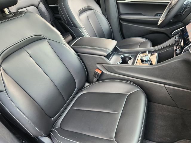 Certified 2023 Jeep Grand Cherokee 4WD 4xe image 13