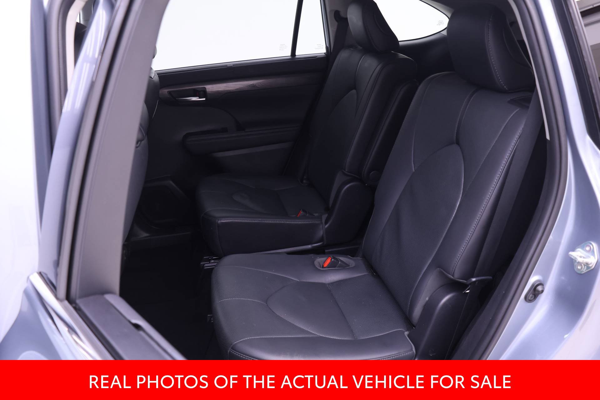 Certified 2021 Toyota Highlander Limited AWD/4WD image 10