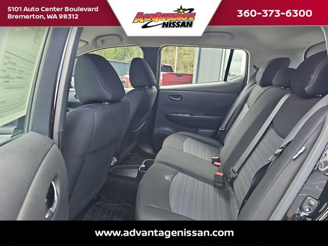 Used 2023 Nissan Leaf S image 19
