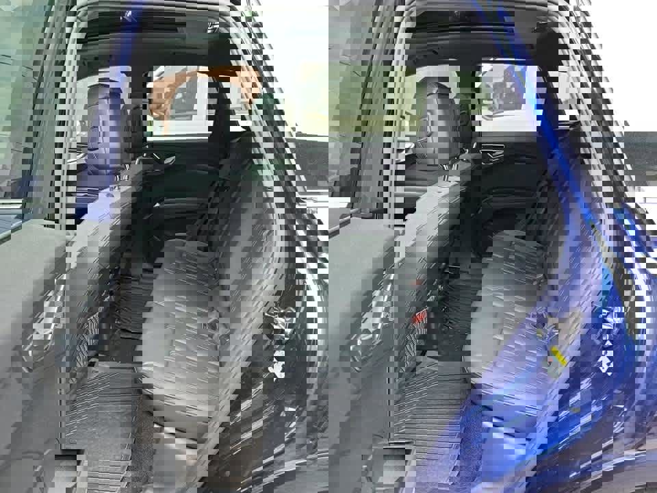 Used 2023 Audi Q4 e-tron Premium Plus w/ Premium Plus image 14