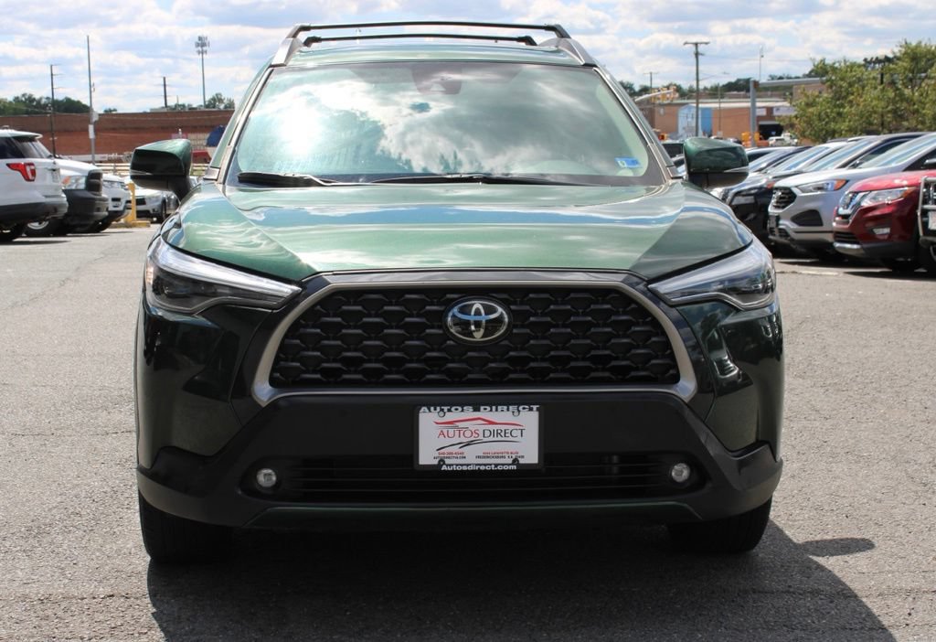 Used 2022 Toyota Corolla Cross XLE w/ Convenience Package AWD/4WD image 3