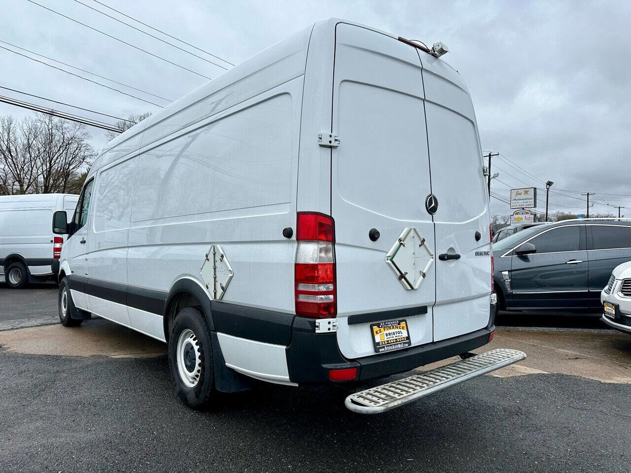 Used 2011 Mercedes-Benz Sprinter 2500 image 5