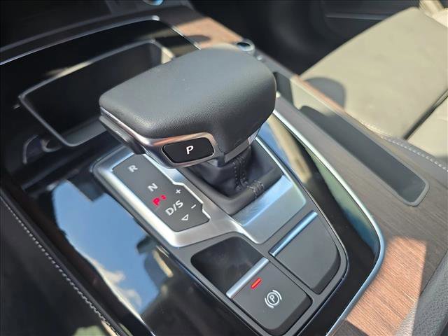 Used 2024 Audi Q5 2.0T Premium Plus w/ Premium Plus Package image 14