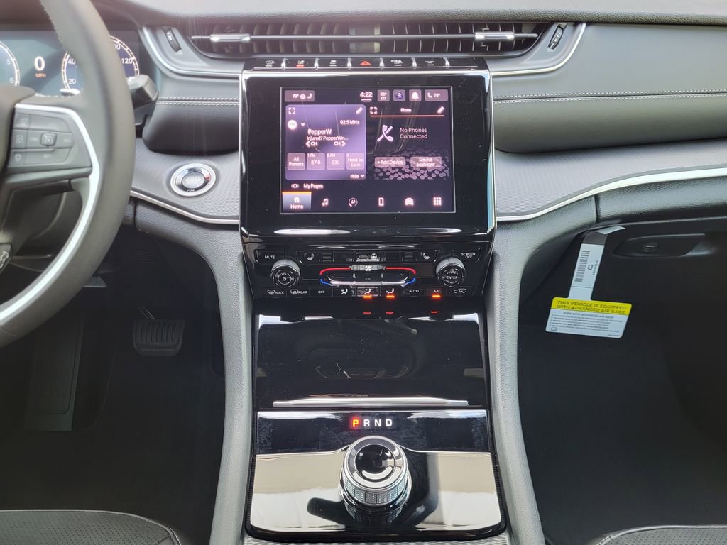 New 2025 Jeep Grand Cherokee Altitude RWD image 16