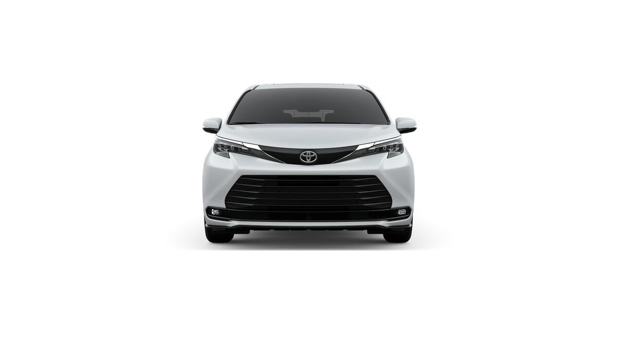New 2026 Toyota Sienna XLE FWD image 17
