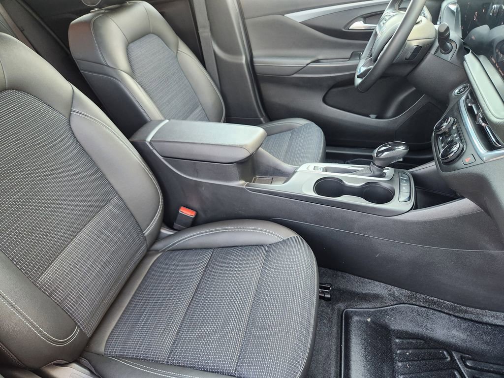 Used 2024 Buick Envista Preferred w/ Convenience I Package image 13