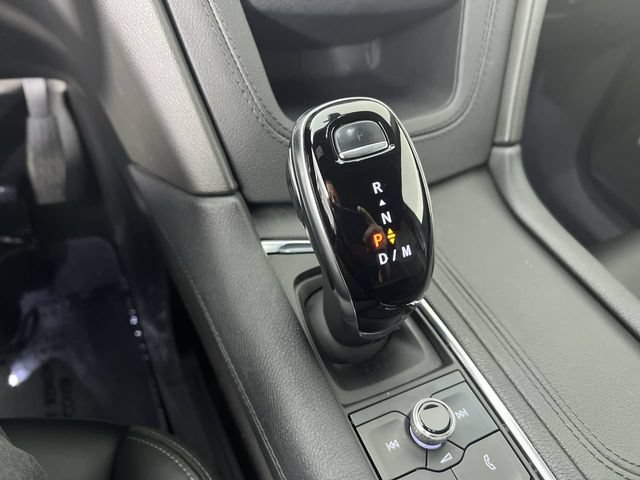 Certified 2022 Cadillac XT6 Luxury FWD image 16