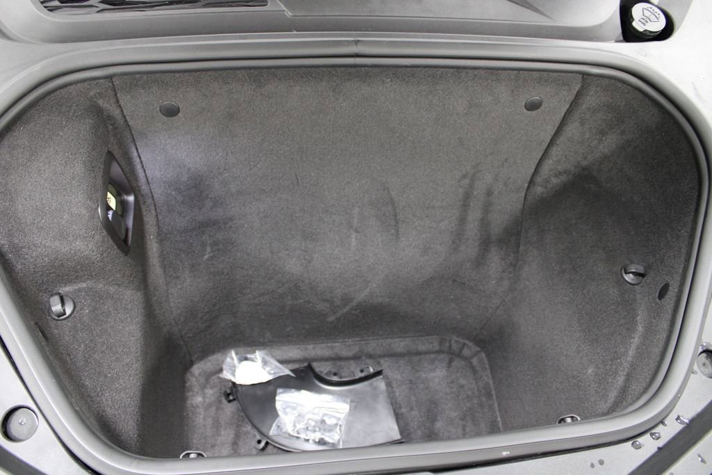 Used 2024 Chevrolet Corvette Stingray Coupe w/ Z51 Performance Package image 17