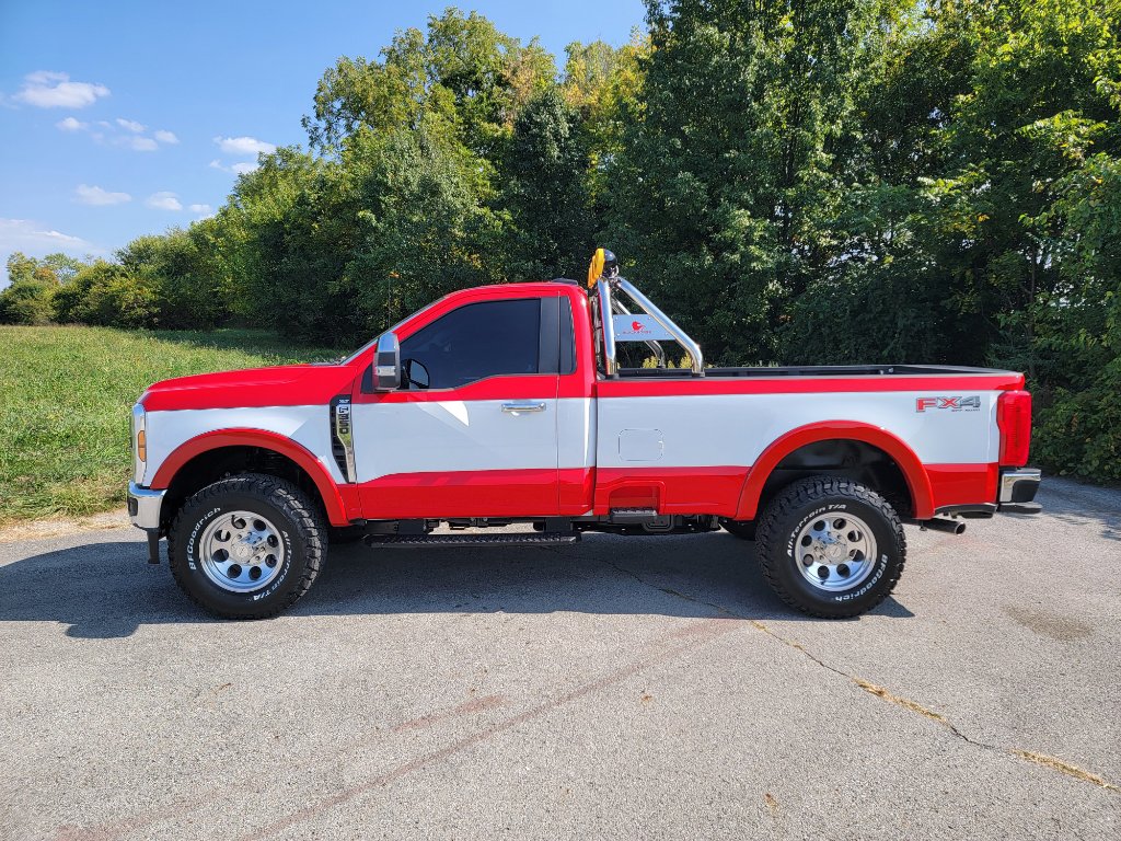 New 2025 Ford F350 XLT w/ FX4 Off-Road Package image 5