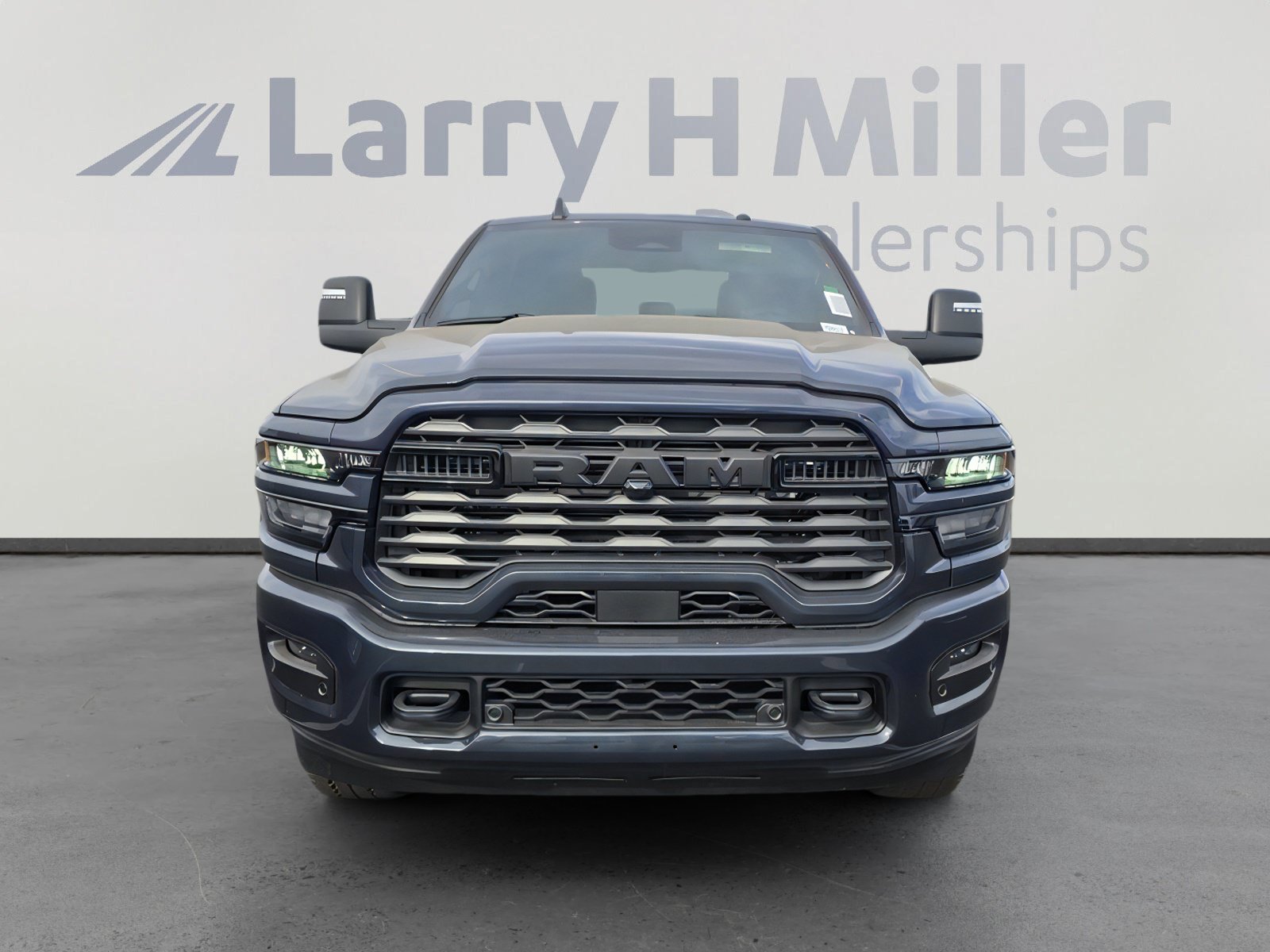 New 2026 RAM 2500 Big Horn AWD/4WD image 8
