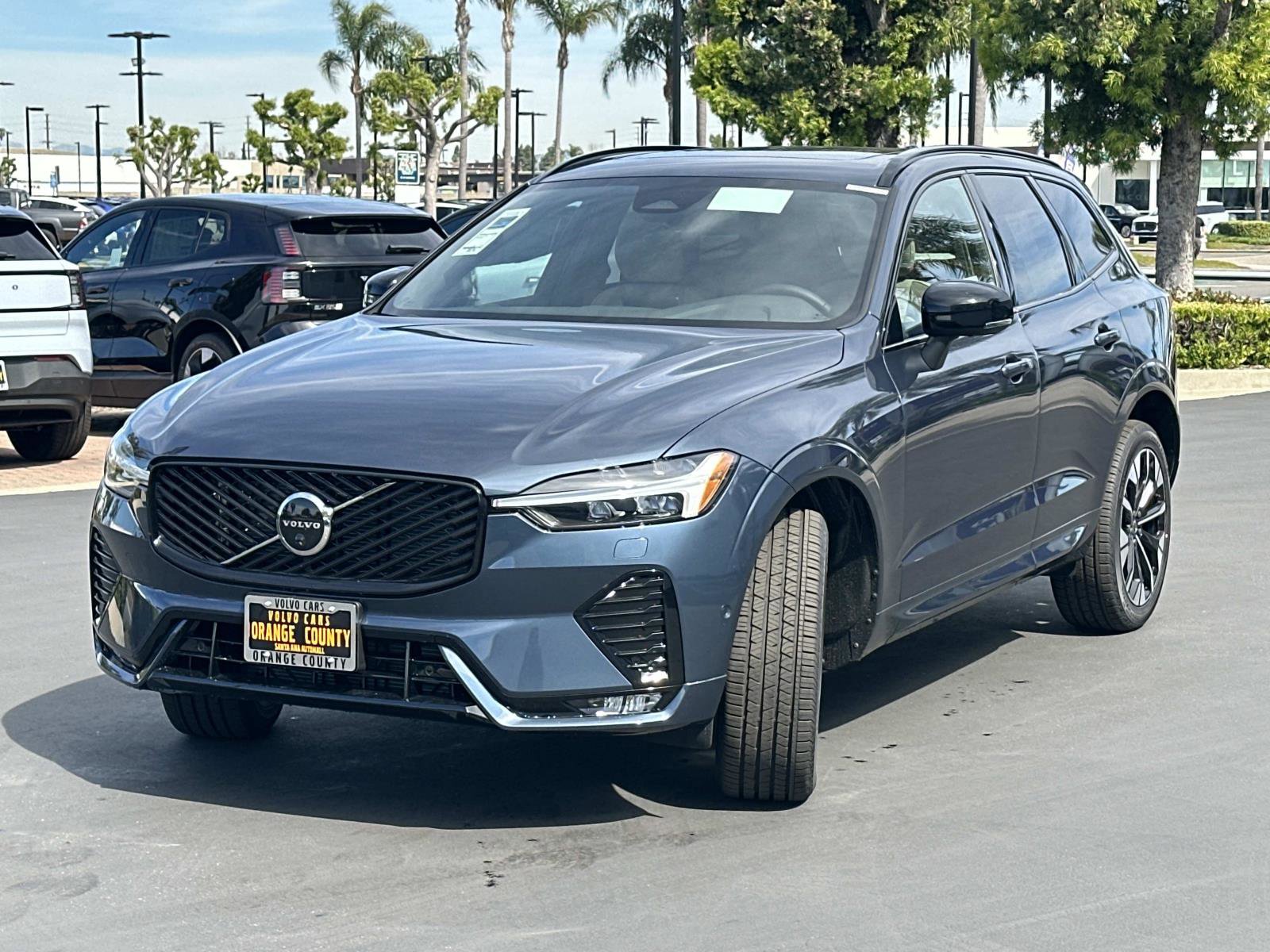 New 2026 Volvo XC60 B5 Plus w/ Protection Package Premier AWD/4WD image 3