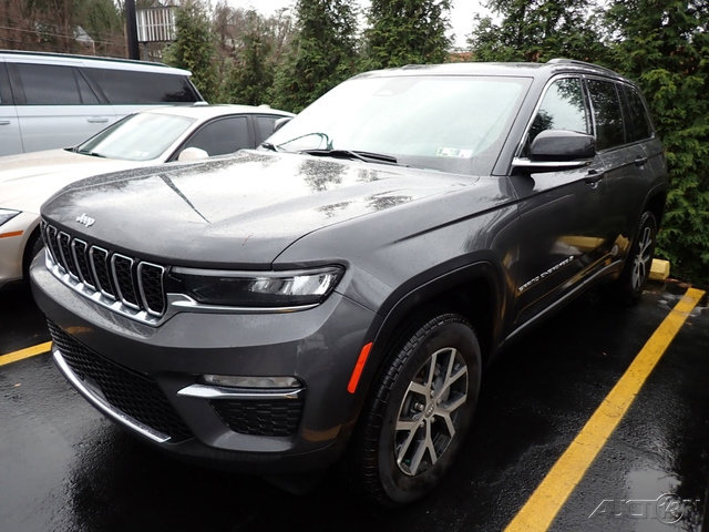 Used 2025 Jeep Grand Cherokee Limited