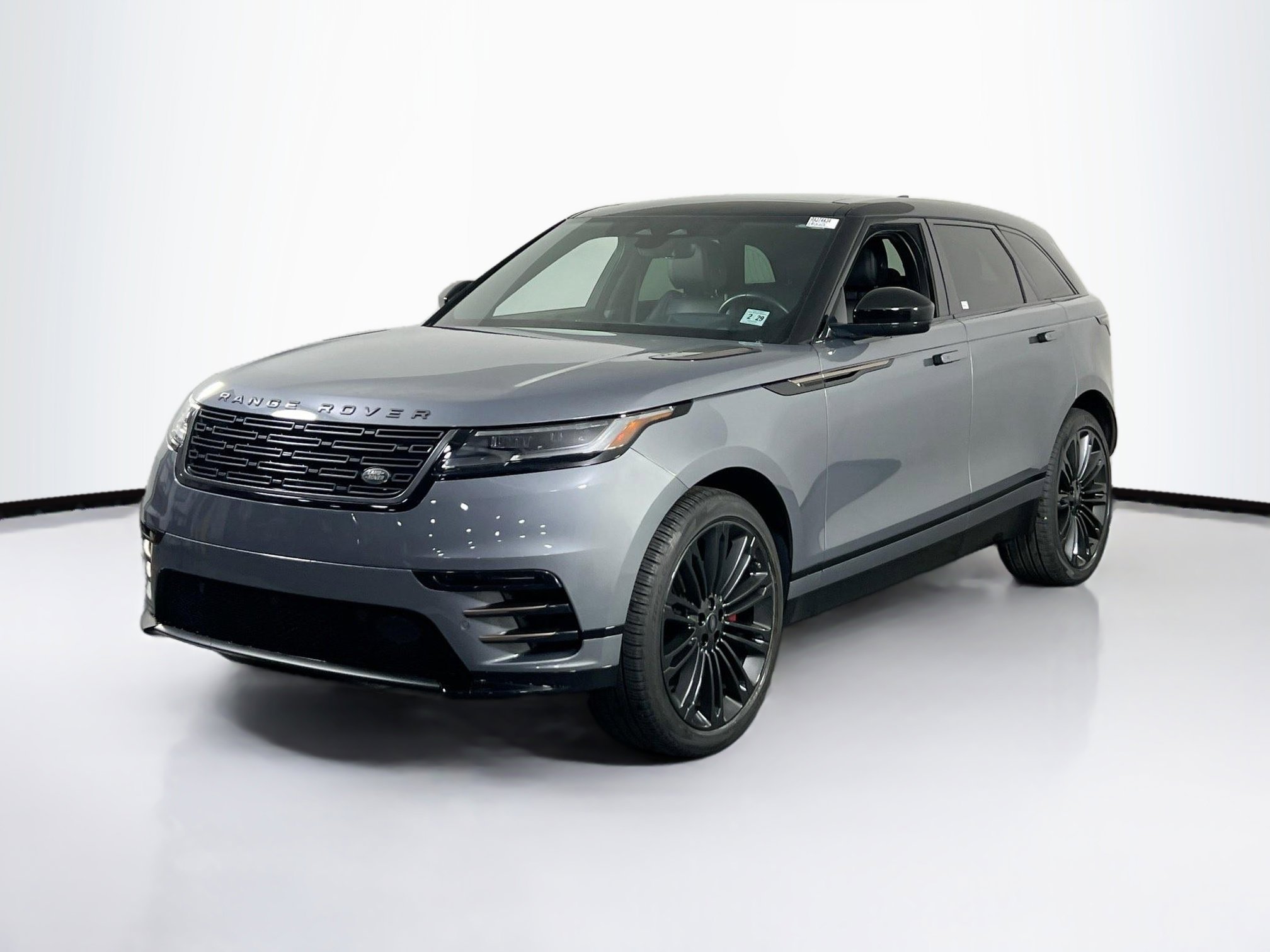 Used 2024 Land Rover Range Rover Velar Dynamic SE image 1