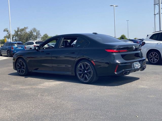 New 2025 BMW 760i xDrive w/ Autobahn Package image 8