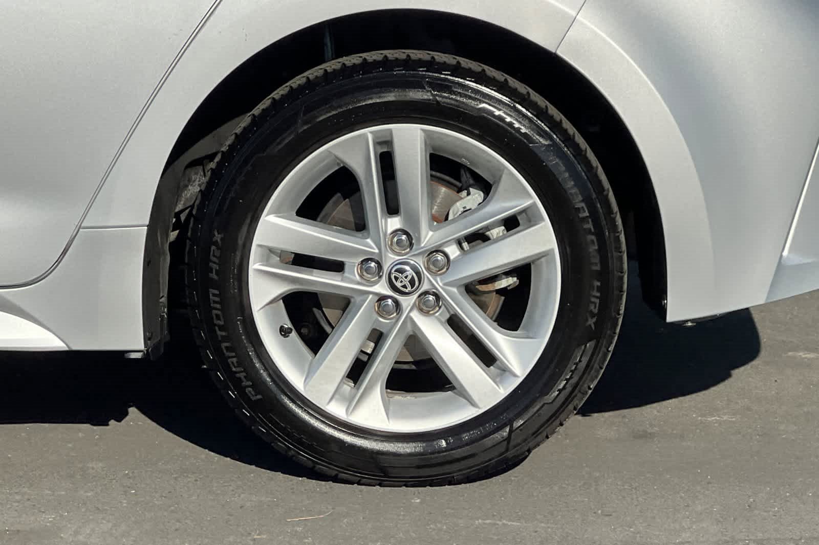 Used 2019 Toyota Corolla SE image 25