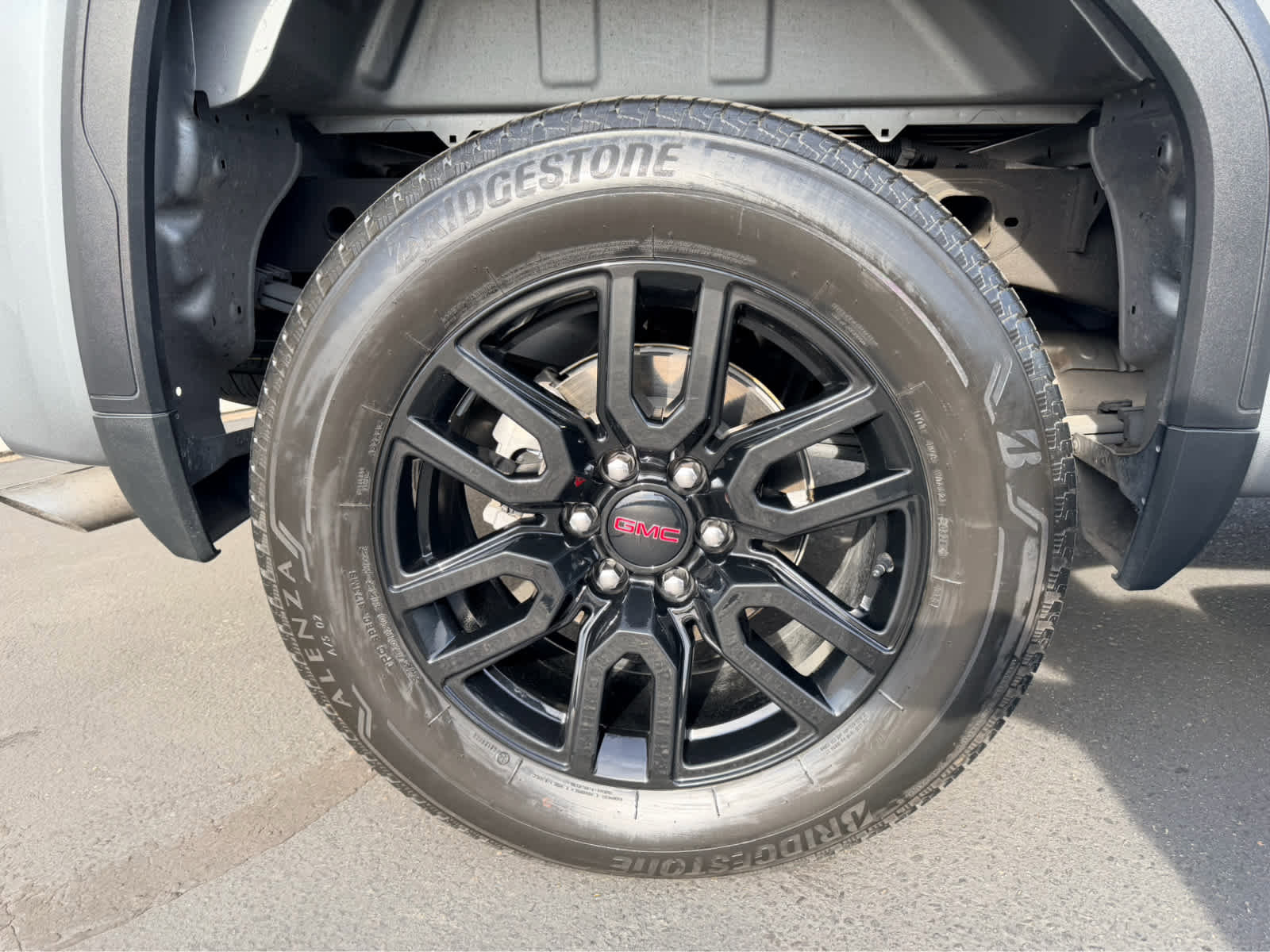 Used 2024 GMC Sierra 1500 Elevation w/ LPO, Elevation Black Package image 9