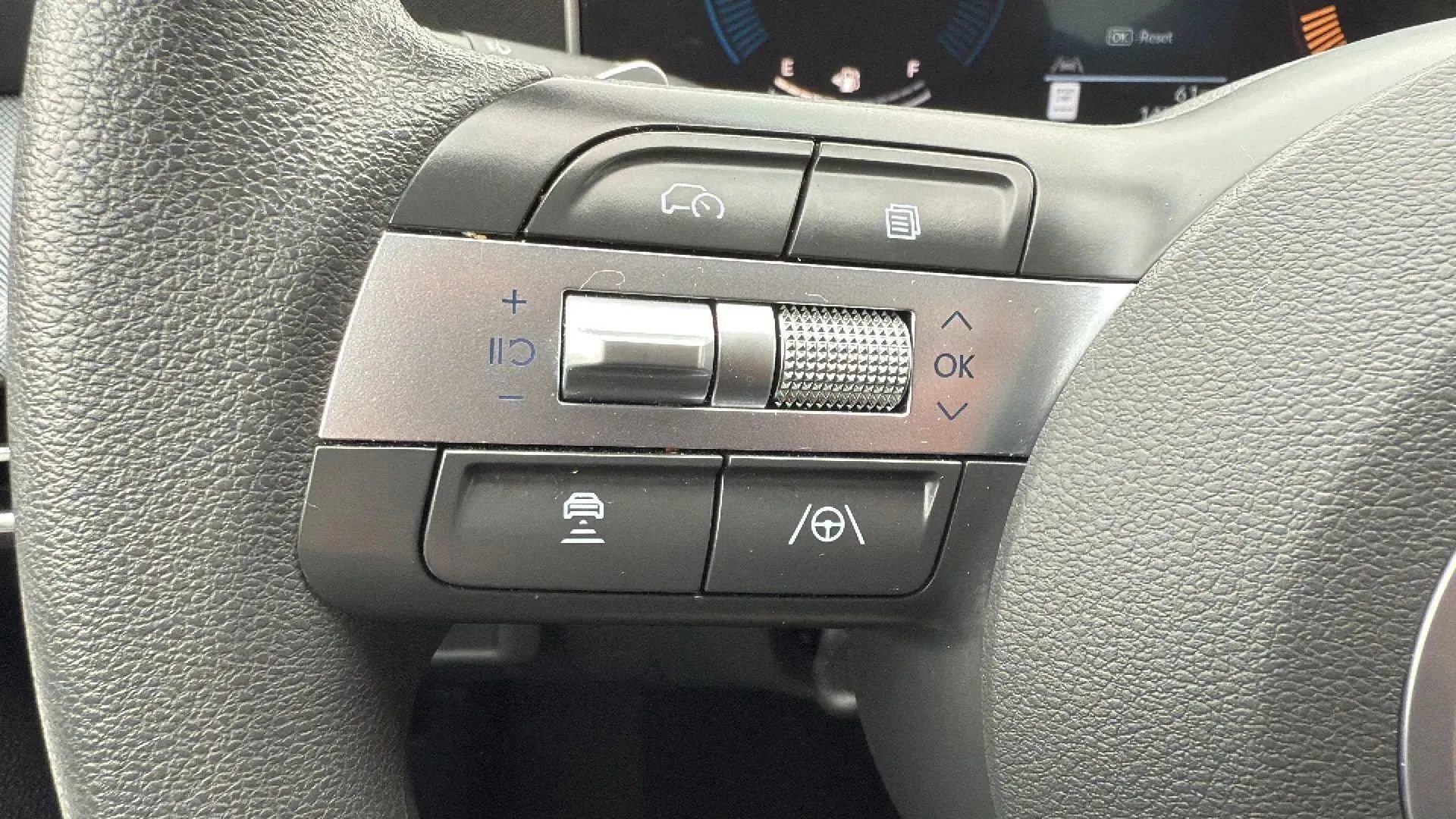 Used 2025 Hyundai Sonata SEL image 12