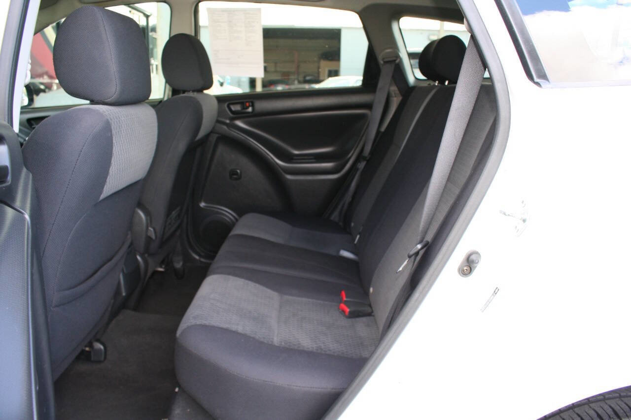 Used 2005 Toyota Matrix image 19