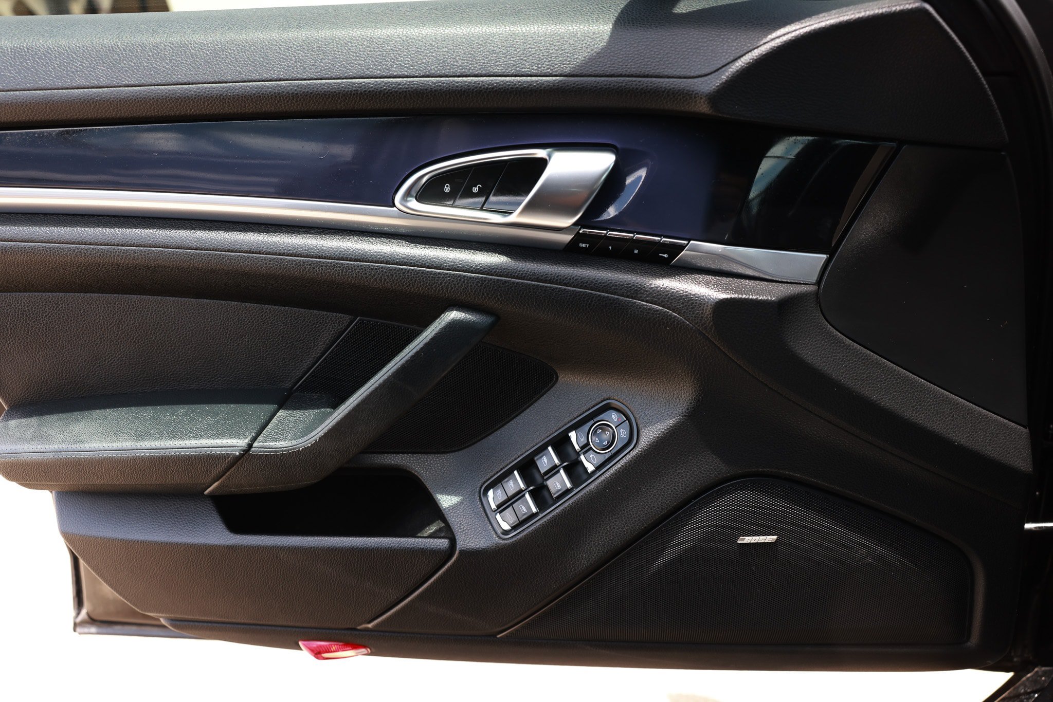 Used 2014 Porsche Panamera RWD image 48