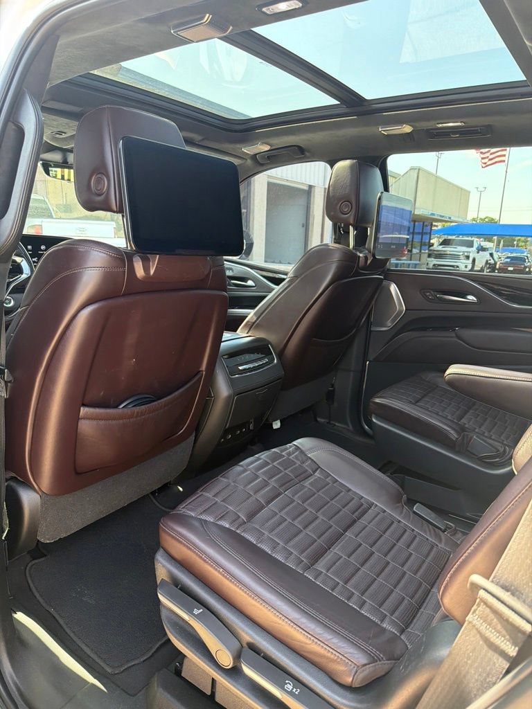 Used 2021 Cadillac Escalade Premium Luxury Platinum AWD/4WD image 5