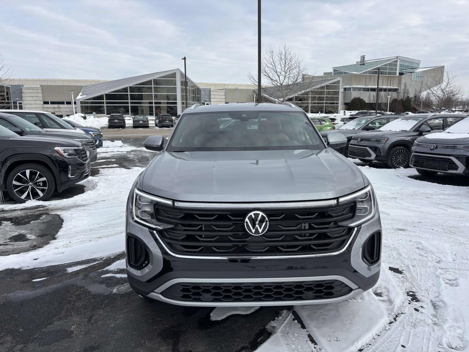 New 2026 Volkswagen Atlas Cross Sport SE AWD/4WD image 2