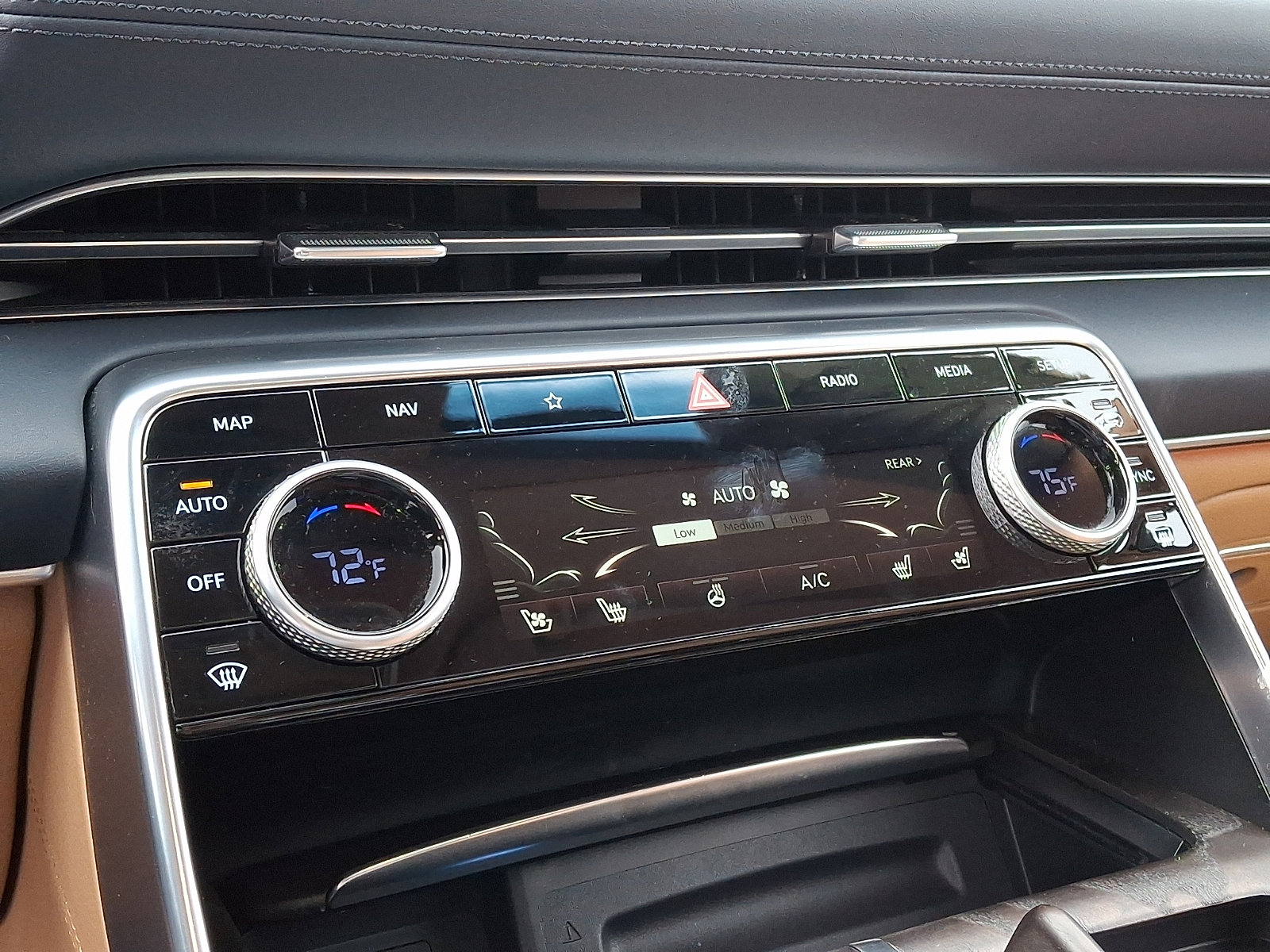 Certified 2024 Genesis GV80 3.5T w/ Advanced Package image 23