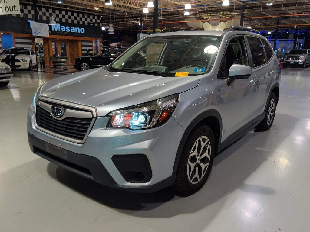 Used 2019 Subaru Forester Premium AWD/4WD image 1