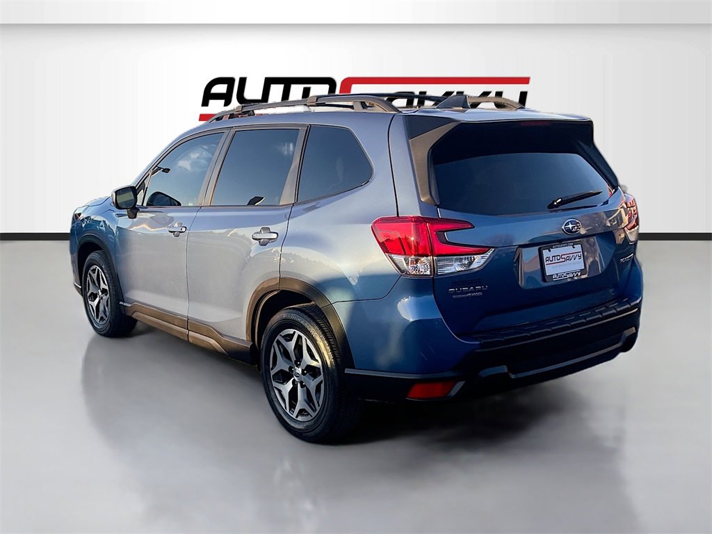 Used 2024 Subaru Forester Premium image 5
