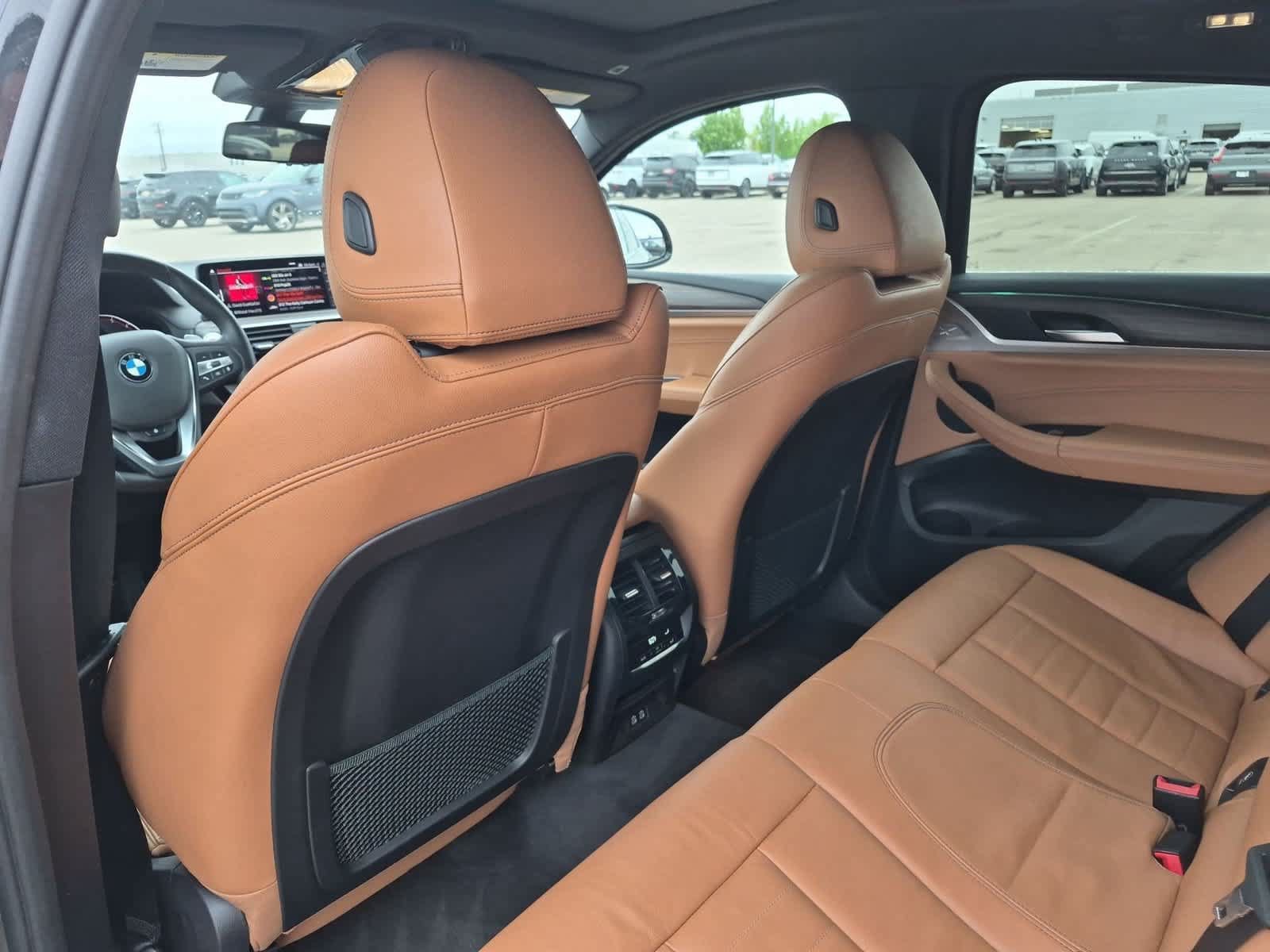 Used 2021 BMW X4 xDrive30i w/ Premium Package AWD/4WD image 18
