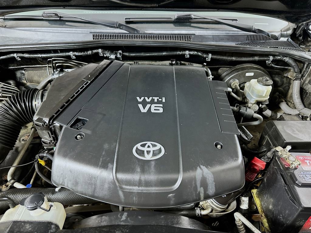 Used 2011 Toyota Tacoma 4x4 Double Cab w/ TRD Sport Pkg image 28