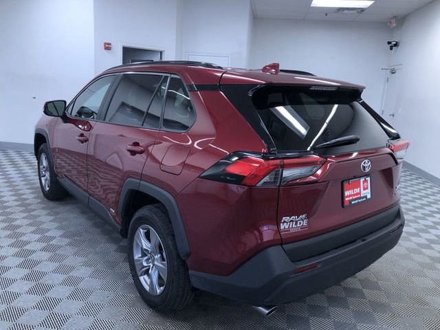 Used 2025 Toyota RAV4 XLE image 12