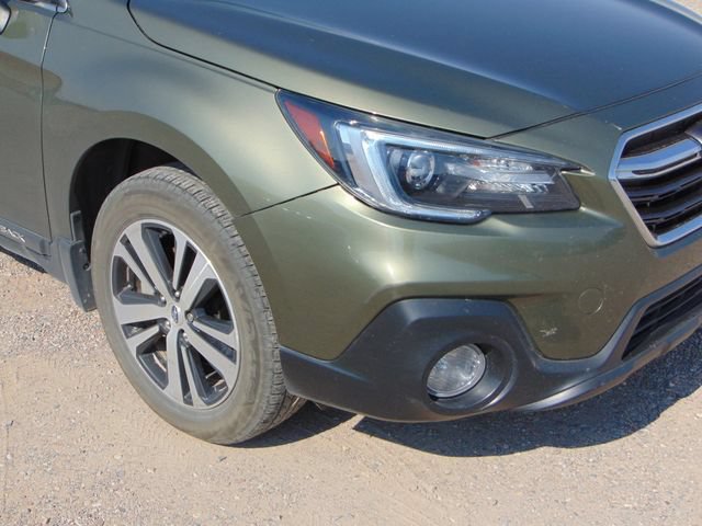 Used 2018 Subaru Outback 3.6R Limited AWD/4WD image 2