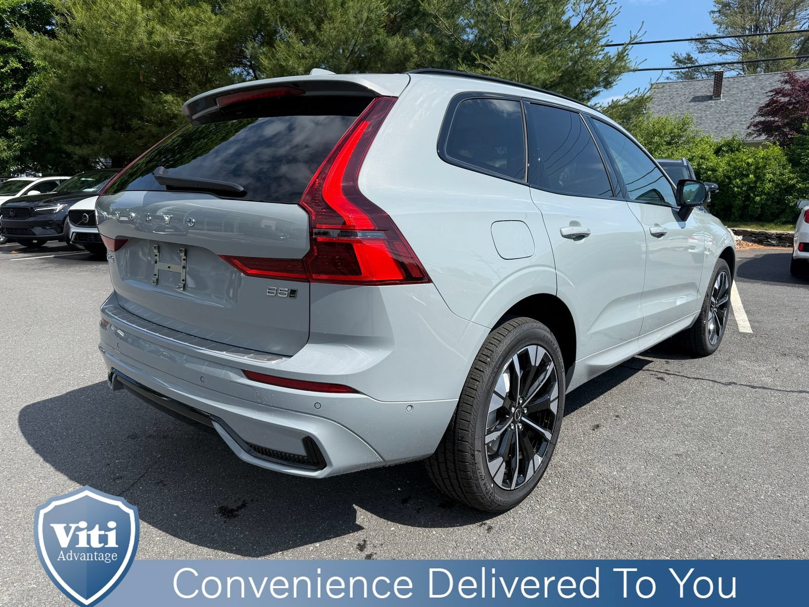 New 2026 Volvo XC60 B5 Plus w/ Protection Package Premier AWD/4WD image 8