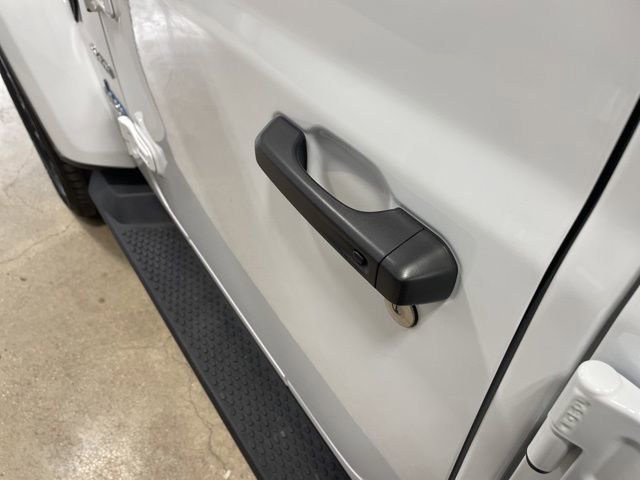 Used 2023 Jeep Wrangler Unlimited Sahara w/ Cold Weather Group image 9