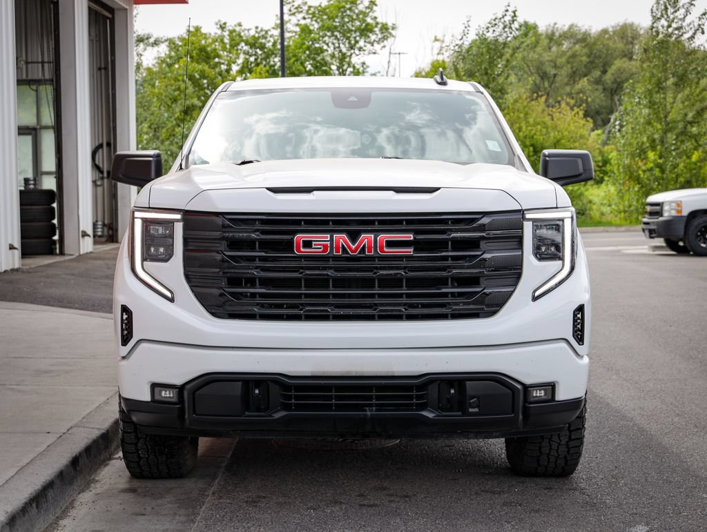 Used 2023 GMC Sierra 1500 Elevation AWD/4WD image 9