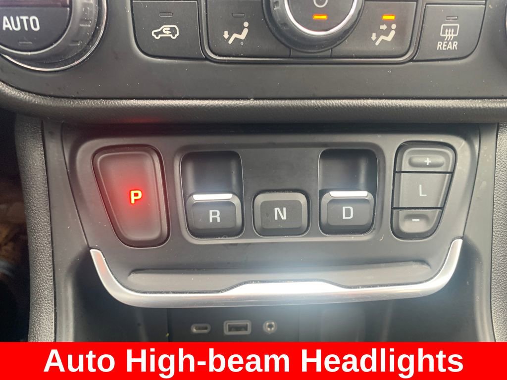 Used 2021 GMC Terrain SLE w/ Driver Convenience Package AWD/4WD image 16