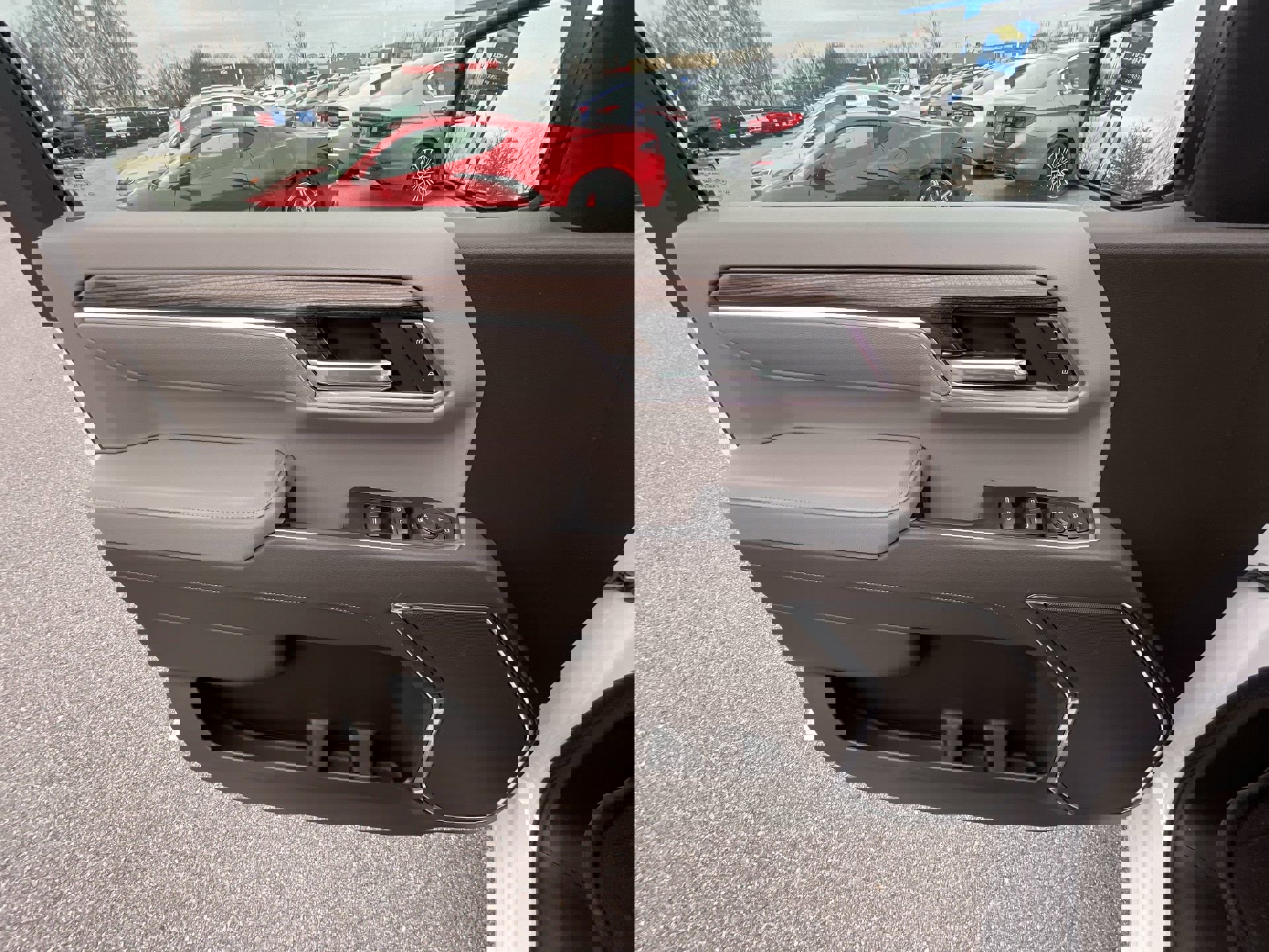 New 2025 Chevrolet Silverado 1500 LT w/ Convenience Package II image 59