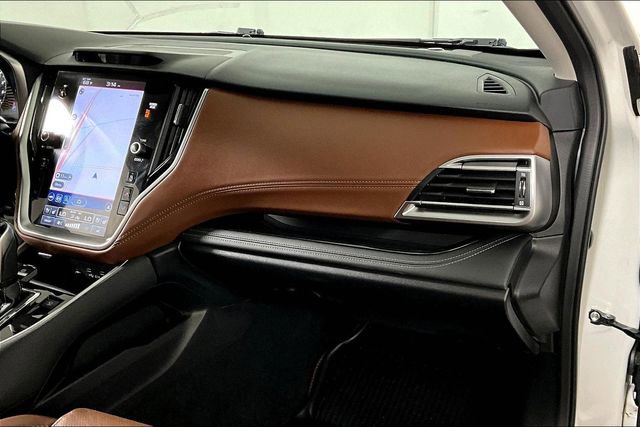 Used 2022 Subaru Outback Touring image 16