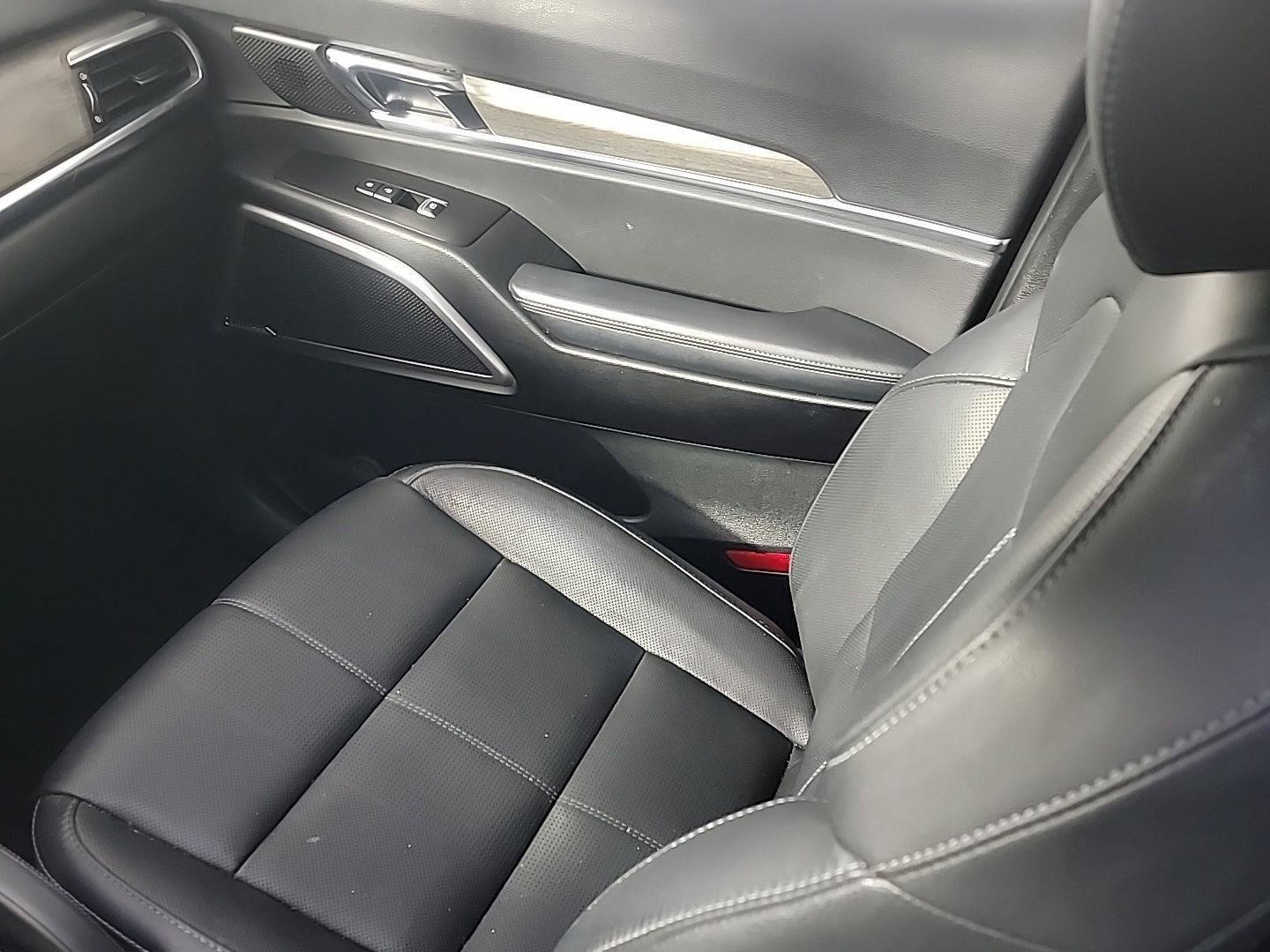 Used 2020 Kia Telluride EX w/ EX Premium Package AWD/4WD image 24
