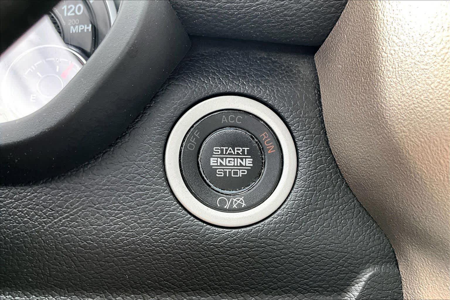 Used 2019 RAM 2500 Laramie w/ Night Edition AWD/4WD image 34