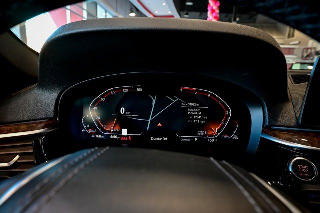 Used 2020 BMW 530i w/ Convenience Package image 30