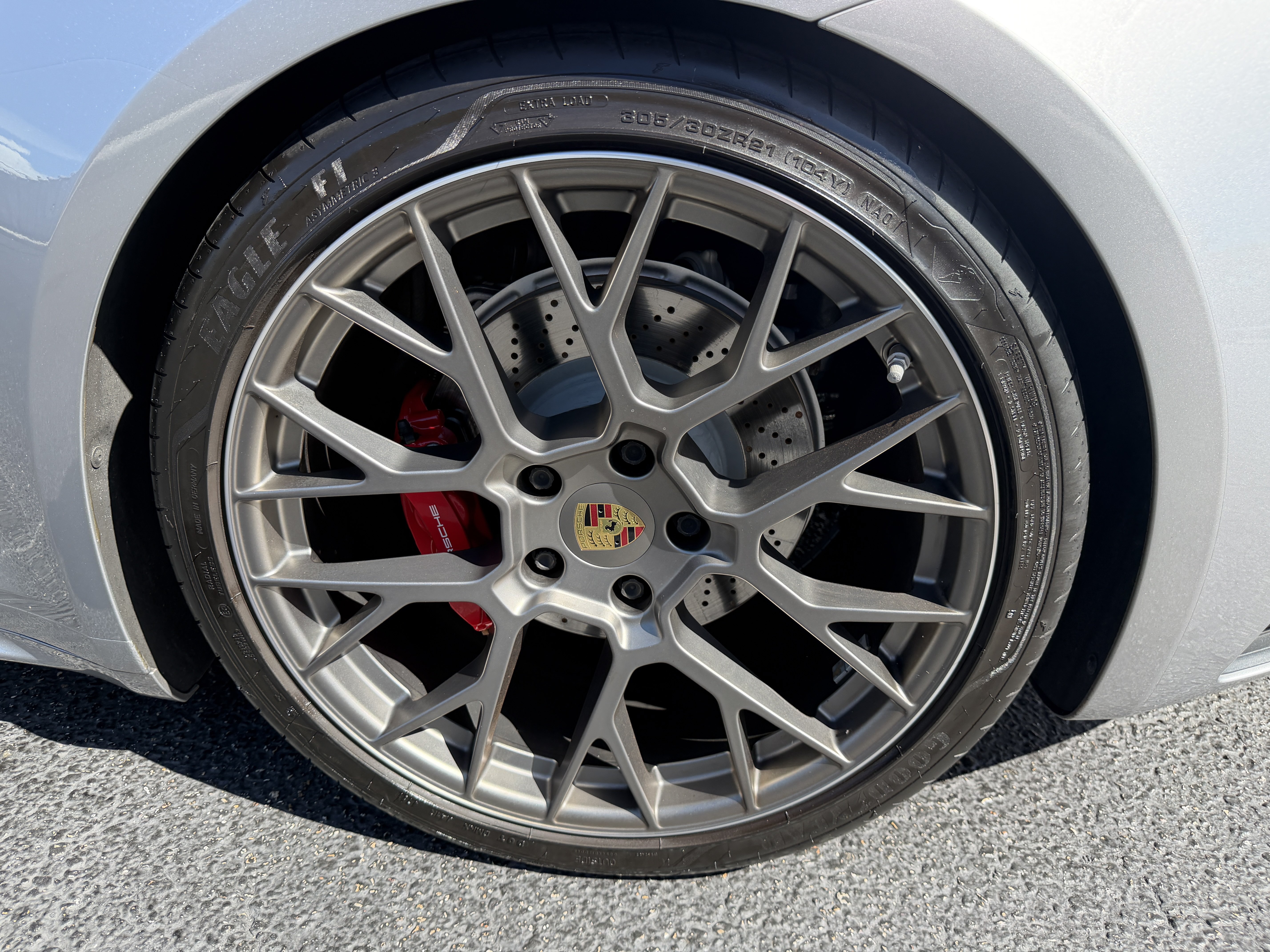 Certified 2020 Porsche 911 Carrera 4S AWD/4WD image 9