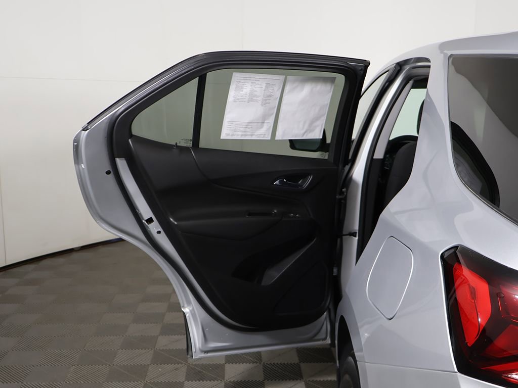 Used 2022 Chevrolet Equinox LT FWD image 17