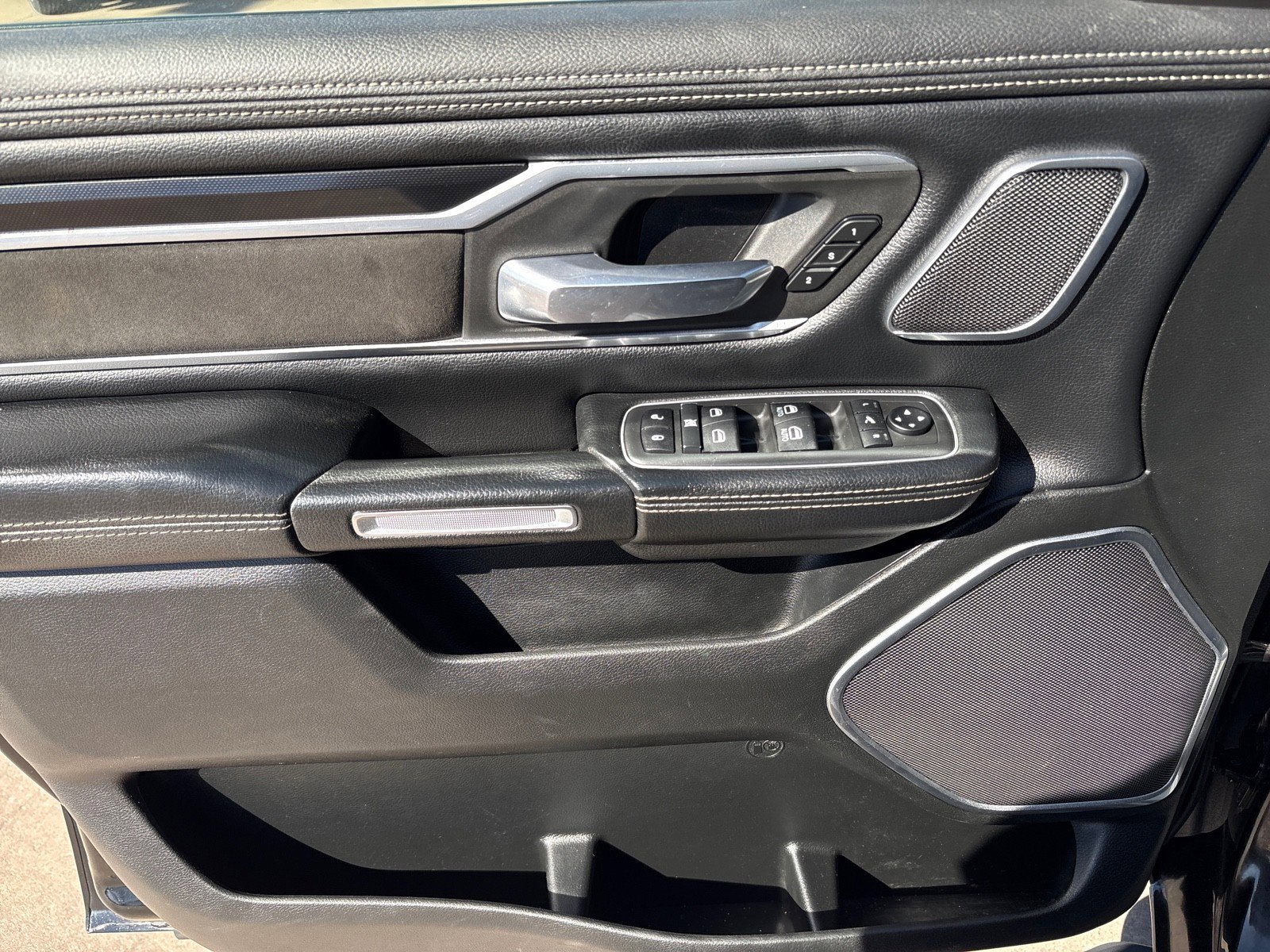 Used 2021 RAM 1500 Laramie image 14