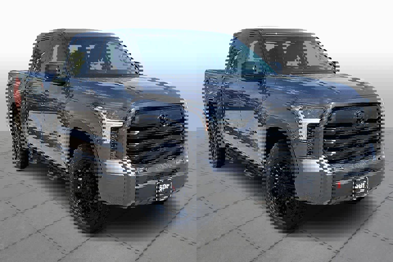 Used 2022 Toyota Tundra SR5 image 3