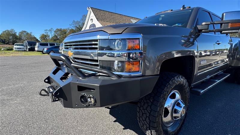 Used 2015 Chevrolet Silverado 3500 High Country w/ Duramax Plus Package AWD/4WD image 9