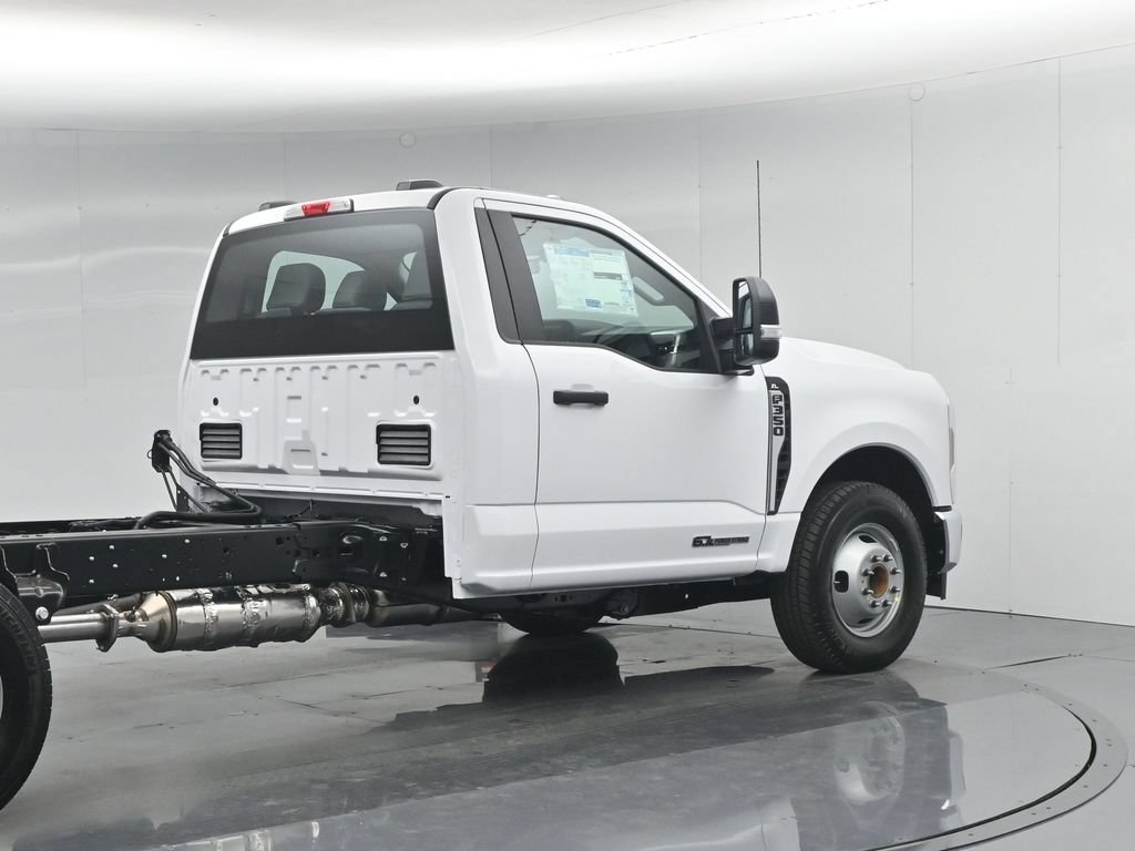 New 2026 Ford F350 XL w/ XL Chrome Package RWD image 21