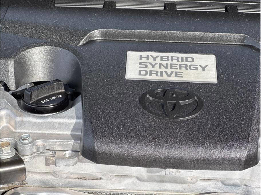 Used 2013 Toyota Avalon Limited image 34